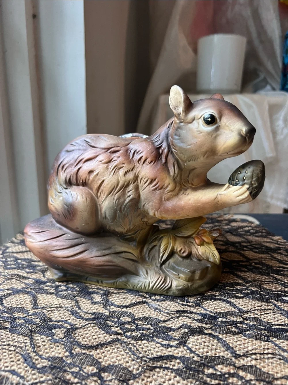 Hand-Painted Vintage Squirrel planter -Very good condition please view all pics